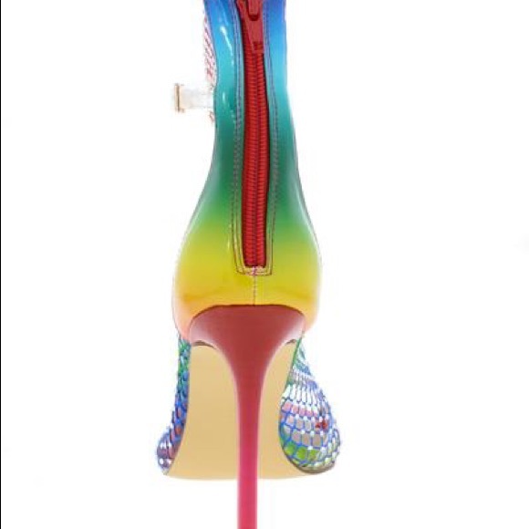 Woman’s netted diamond rainbow heel 🌈 - Picture 3 of 3